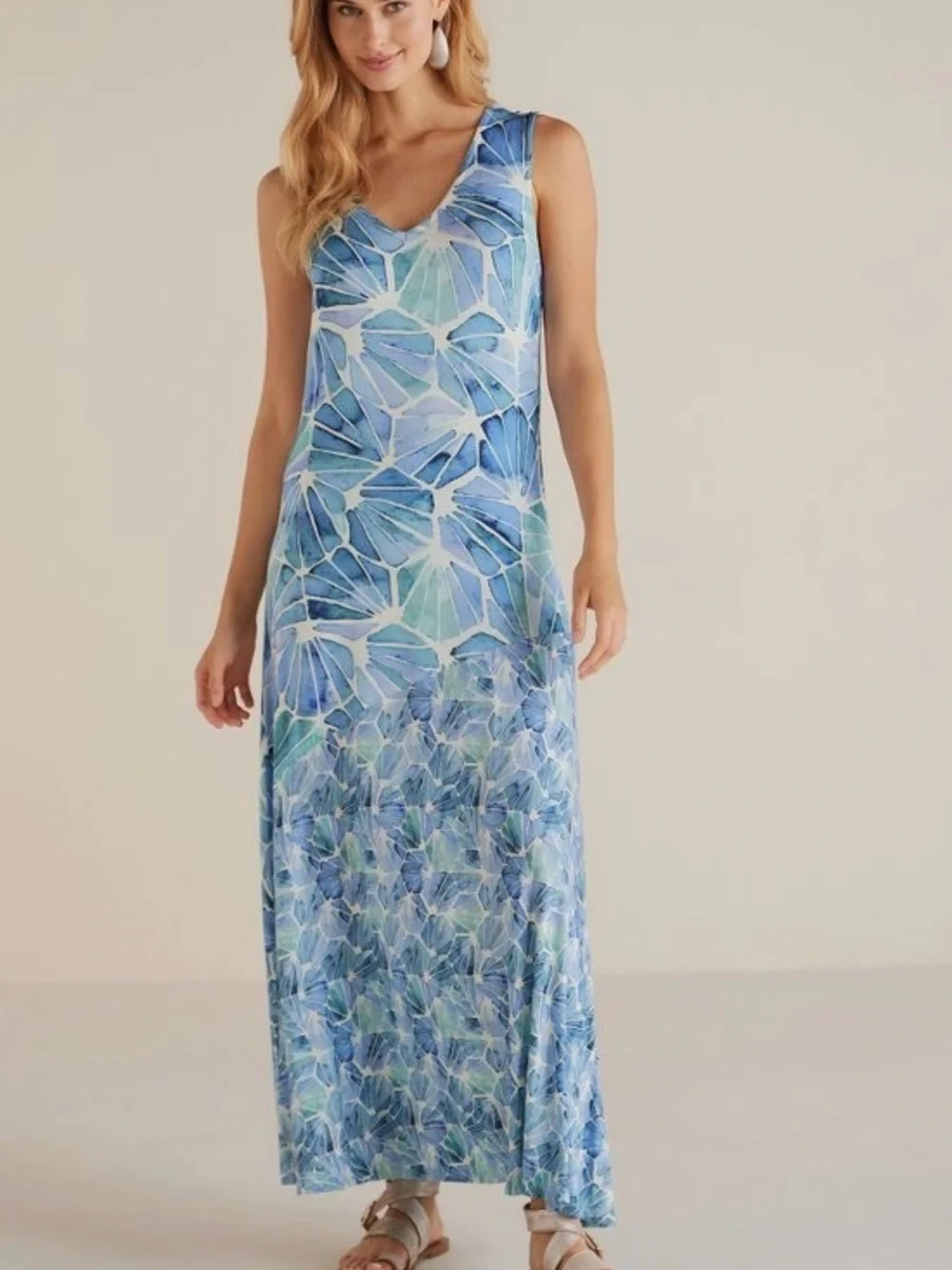 soft surroundings dresses Sale - & Jumpsuits - Page 1 A rose patterned maxi dress with short flutter sleeves and a tiered bottom. Our New Collection has arrived!